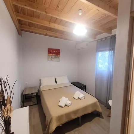 Center Apartment *