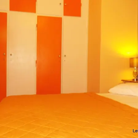 雷夫卡达中心公寓 * Lefkáda