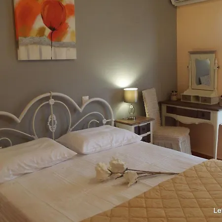 雷夫卡达中心公寓