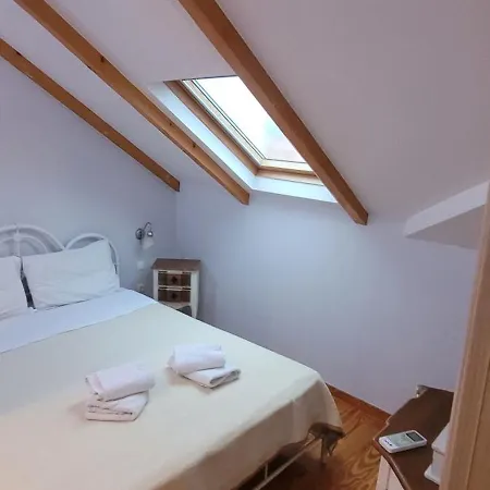 Center Apartment *