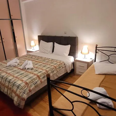 Center דירה Lefkáda